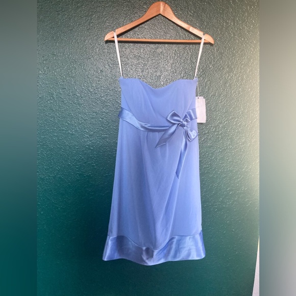 After Six Dresses & Skirts - After Six Bridesmaid dress size 6
Periwinkle Lavender Tea Length
Chiffon NWT